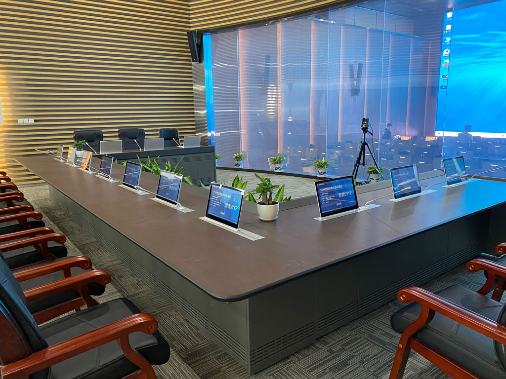 �ϲ����д���ָ������